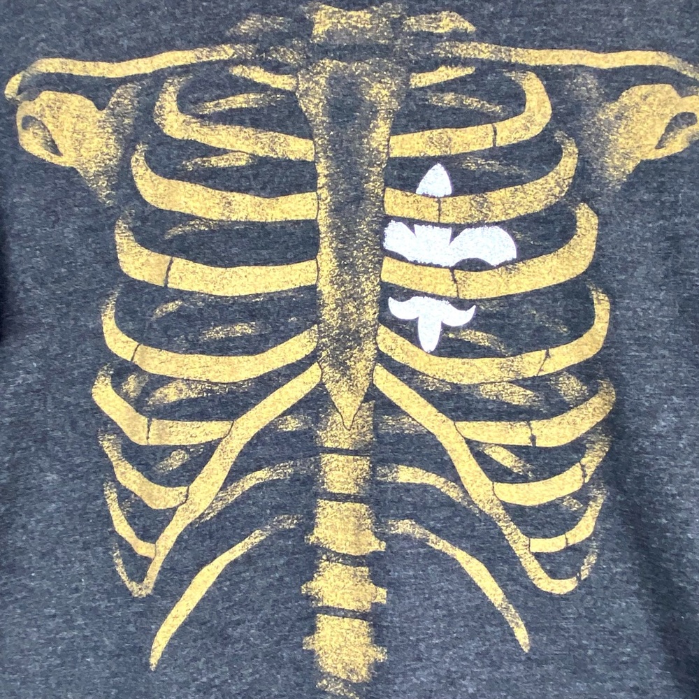 New Orleans Saints Fleur-de-lis Heart T-shirt Next Level M Super Soft!
